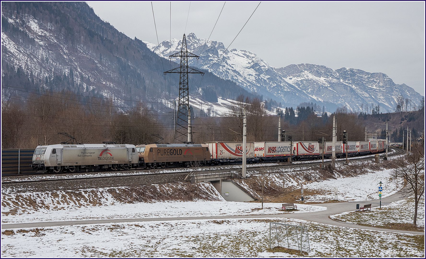 https://i51.photobucket.com/albums/f385/rail66_1/westbahn/salzburg/200/200_02_04916_zpsct2oygvj.jpg
