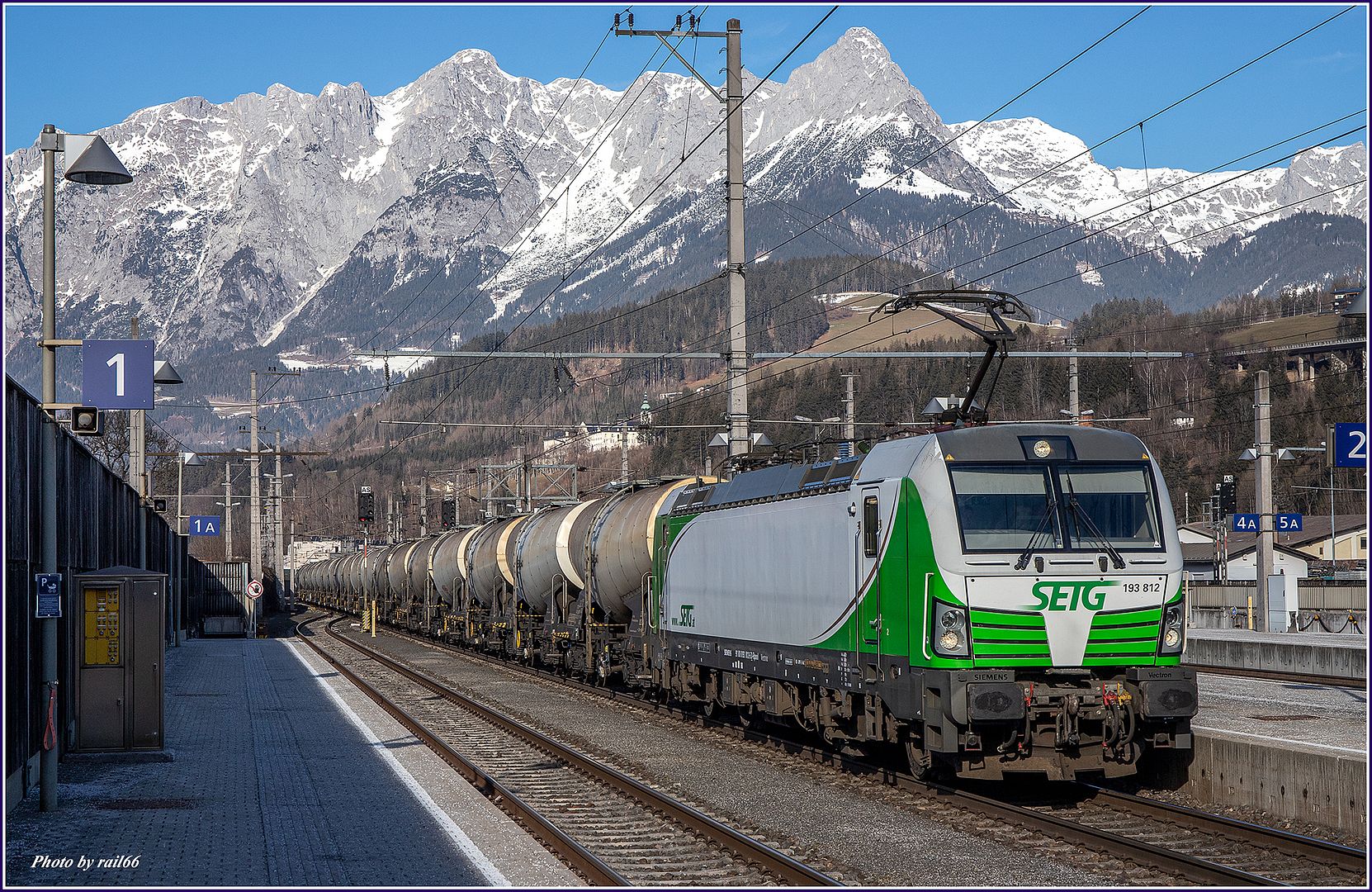 https://i51.photobucket.com/albums/f385/rail66_1/westbahn/salzburg/200/200_03_00051_zps5wddezs0.jpg