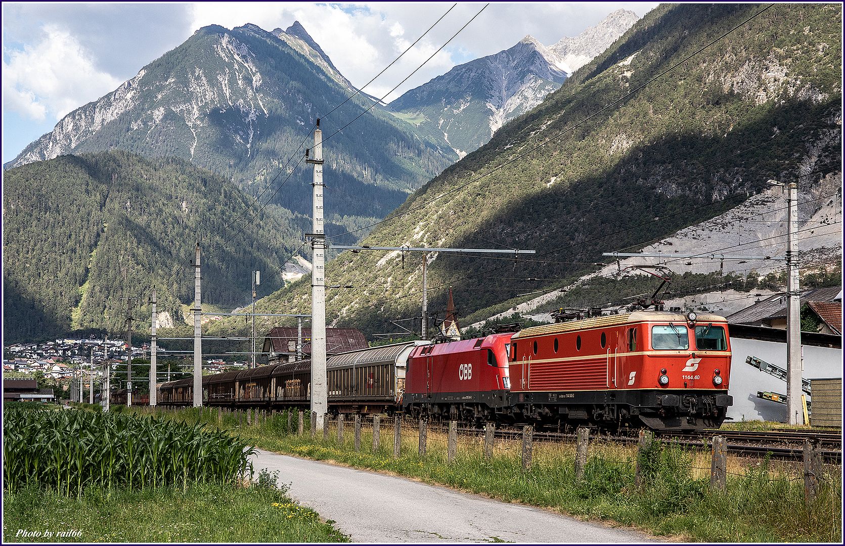 https://i51.photobucket.com/albums/f385/rail66_1/westbahn/tirol/400_02_10008_zpsnlttqjtu.jpg